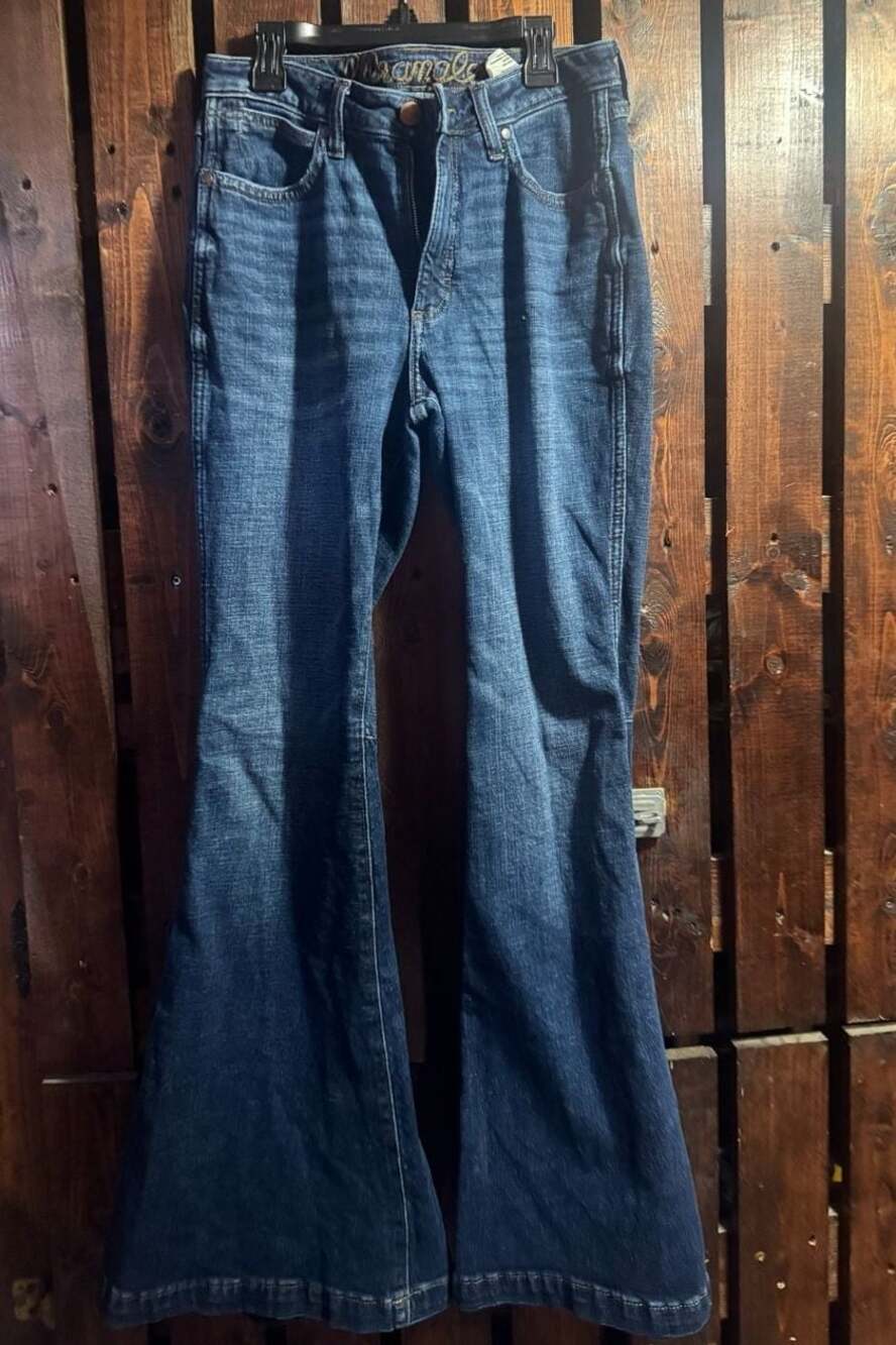 Wrangler Women's High Rise Flare Leg Jeans size 28